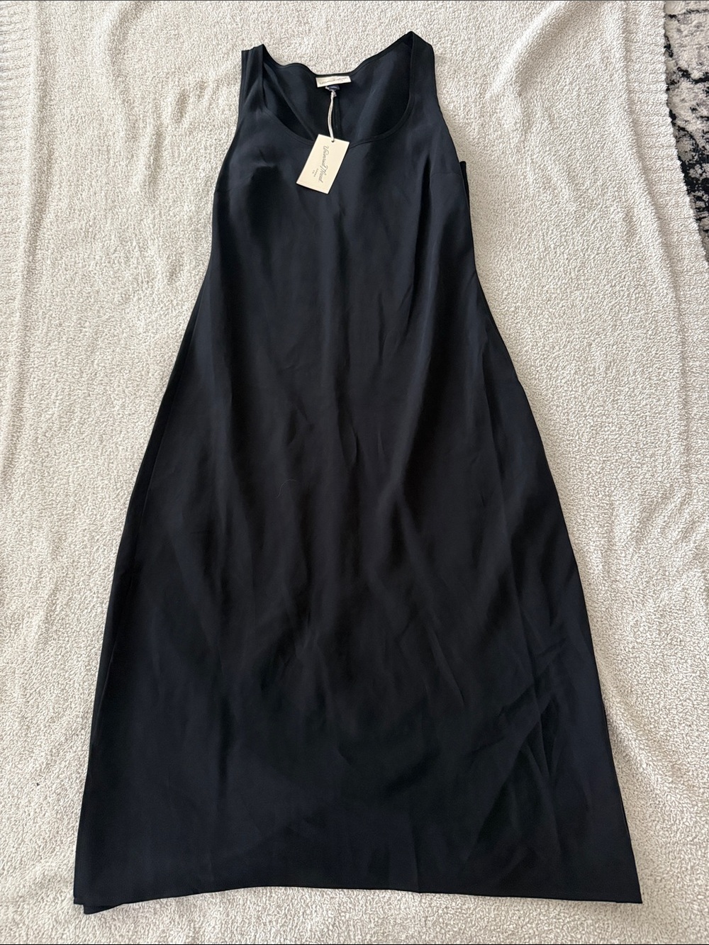 Universal Thread Black Sleeveless Midi Dress
